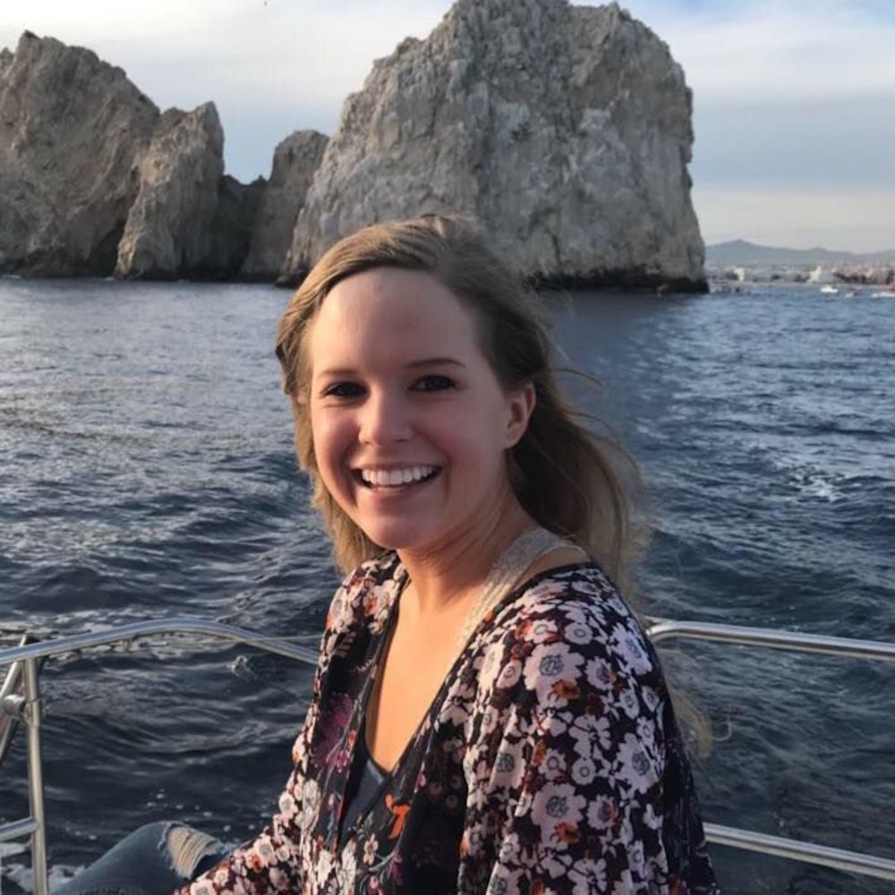 Meet your Posher, Emily